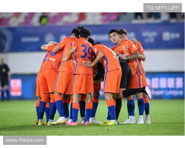 廊坊队挥汗备战河北五超 信心满满剑指冠军