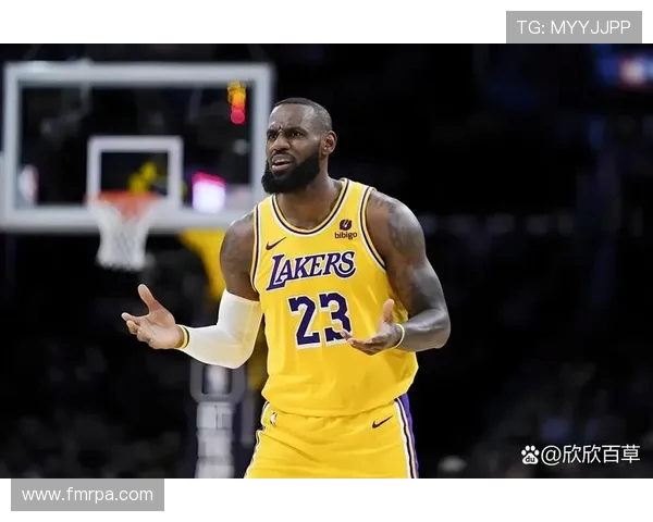 怀特揭秘詹姆斯奥运金牌哲学：12 巨星拧成一股绳的终极密码